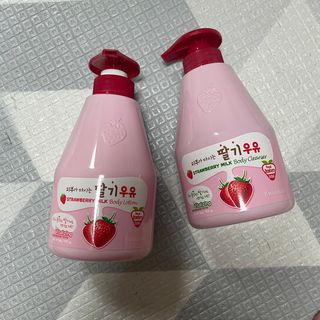 [과일나라] 피부가 마시는 딸기우유 바디클렌저&바디로션 — 5점을 준 리뷰어가 2022년 10월 올린 사용 사진