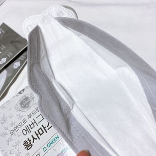 에버그린 순면 끈조절 KF80 마스크 - 화이트/블랙 컬러 대형 - 10매 — 5점을 준 리뷰어가 2021년 7월 올린 사용 사진