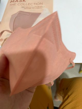 애니가드 셋업마스크 4컬러 각 10매입 [크리미베이지, 캐시미어로즈, 초콜렛브라운, 미드나잇네이비] — 5점을 준 리뷰어가 2022년 2월 올린 사용 사진