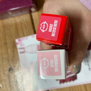 [블랙루즈]하프앤하프틴트 10종 中 택1+랜덤1 — 5점을 준 리뷰어가 2021년 2월 올린 사용 사진