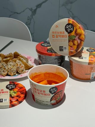 나우  [요리궁리] B타입 ( 매콤, 치즈, 매콤까르보 ) 꽃떡볶이 6개입 세트 — 5점을 준 리뷰어가 2025년 3월 올린 사용 사진