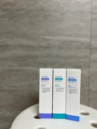 시자르 더마 플러스 오일 세럼, 리페어 크림, 톤업 크림 세트 — 4점을 준 리뷰어가 2023년 9월 올린 사용 사진