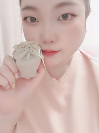 AYU25[아유트웬티파이브]다마스크로즈워터 베이스 천연 수분 촉촉 크림 — 5점을 준 리뷰어가 2021년 4월 올린 사용 사진