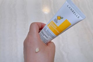랑벨 비타 에너지 잡티 크림 75ml (피부 속 기미완화크림) — 5점을 준 리뷰어가 2022년 6월 올린 사용 사진