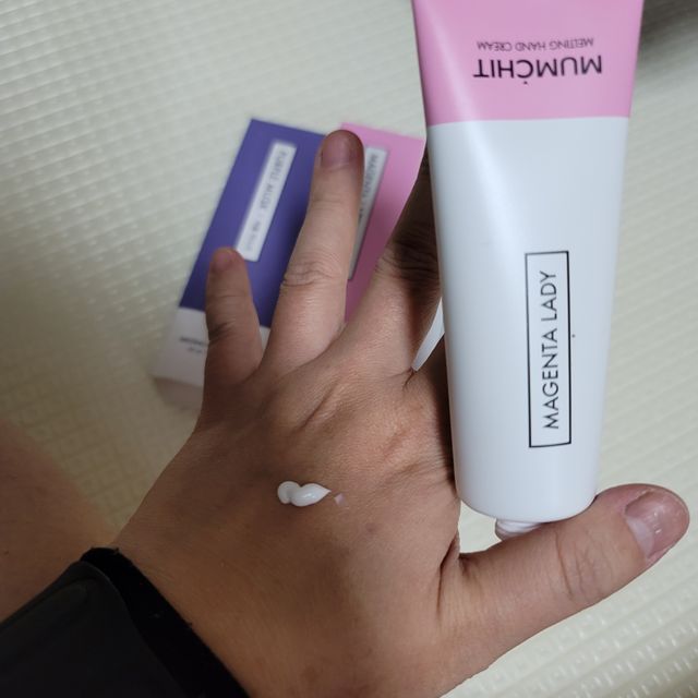 멈칫 멜팅 핸드크림 리뷰 사진
