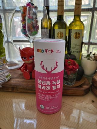 [몸엔용] 녹용 담은 탱탱 콜라겐 녹용 콜라겐 젤리 15g x 20포 — 5점을 준 리뷰어가 2022년 4월 올린 사용 사진