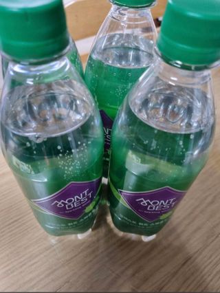 몽베스트 Montbest with Sparkling water Lime20병 — 4점을 준 리뷰어가 2021년 11월 올린 사용 사진