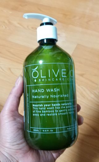 올리브 오일 스킨케어 컴퍼니 [OOSC] 촉촉 깨끗 내추럴리 너리시드 핸드워시 500ml — 5점을 준 리뷰어가 2021년 5월 올린 사용 사진
