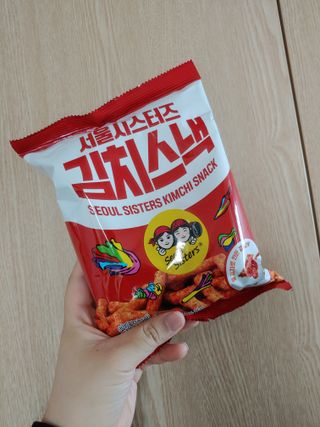 [서울시스터즈] 김치시즈닝 국내 최초 뿌려먹는 김치파우더 100g 1개+ 신제품 김치스낵 90g 2개 — 4점을 준 리뷰어가 2021년 8월 올린 사용 사진
