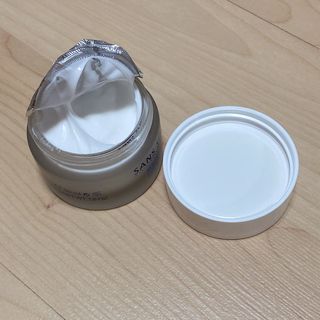 산수시 아쿠아 베네핏 24h 수부지 물광 속건조 수분크림 50ml — 5점을 준 리뷰어가 2021년 7월 올린 사용 사진