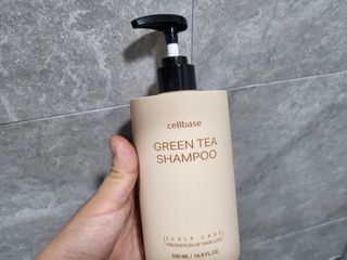 프리마인 더이상 뻣뻣하고 효과없는 탈모샴푸는 NO. 근본부터 케어하는 셀베이스 그린티샴푸(500ml) — 4점을 준 리뷰어가 2023년 4월 올린 사용 사진