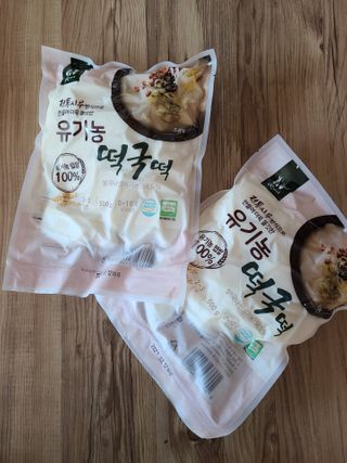 [달리살다] 전통 시루 방식으로 더욱 쫄깃한, 떡찌니의 유기농 떡국떡 — 5점을 준 리뷰어가 2021년 2월 올린 사용 사진