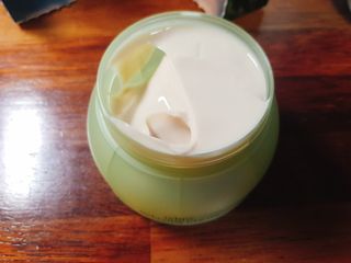 카오리온코스메틱스 사카로미세스와 시카의 만남        릴리피 릴렉싱 크림 진정한 탄력을 경험해보세요 — 4점을 준 리뷰어가 2021년 6월 올린 사용 사진