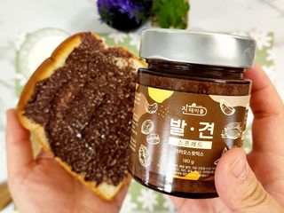 진테이블 발.견 스프레드  오리지널믹스 90g + 카카오스윗믹스 90g 2종 세트 — 5점을 준 리뷰어가 2022년 8월 올린 사용 사진