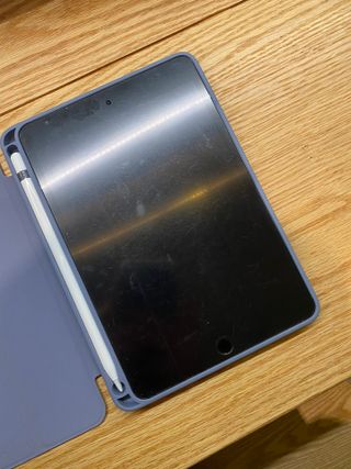 아클리브 Premium 항균 항바이러스 액정 보호필름(iPad) — 4.5점을 준 리뷰어가 2022년 9월 올린 사용 사진