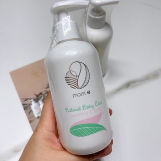 mom e 맘이 내추럴 베이비 케어 샴푸앤바스+로션 — 5점을 준 리뷰어가 2021년 1월 올린 사용 사진