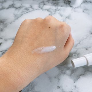 이엔코스 알부틴 알파 화이트닝크림 — 5점을 준 리뷰어가 2021년 3월 올린 사용 사진