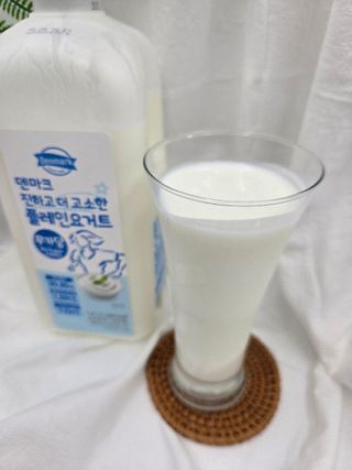 프리_[덴마크] 진하고 더 고소한 플레인 요거트 1.8L — 5점을 준 리뷰어가 2025년 5월 올린 사용 사진