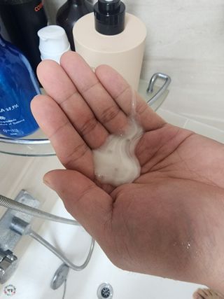 프리마인 더이상 뻣뻣하고 효과없는 탈모샴푸는 NO. 근본부터 케어하는 셀베이스 그린티샴푸(500ml) — 5점을 준 리뷰어가 2023년 3월 올린 사용 사진