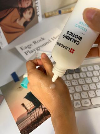 리더스코스메틱 리더스 카밍 바이오틱스 #1등 진정 기획세트 [에센스 워터150ml + 크림 마스크80ml] — 5점을 준 리뷰어가 2022년 9월 올린 사용 사진