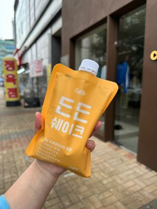 [덜다] 든든 식물성 단백질 쉐이크 40g X 7입 (곡물/딸기) — 5점을 준 리뷰어가 2023년 8월 올린 사용 사진