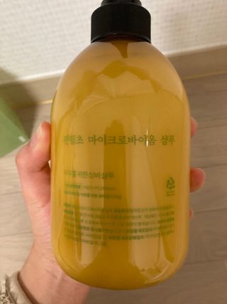 방방곳곳 편림초 마이크로바이옴 샴푸 — 5점을 준 리뷰어가 2022년 3월 올린 사용 사진