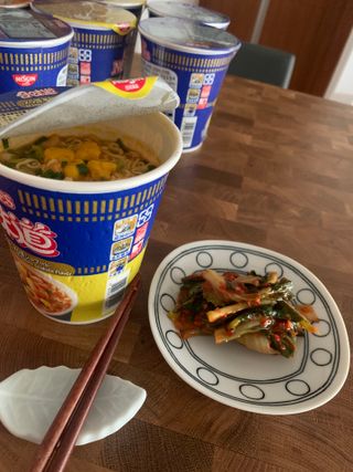 NISSIN 닛신 컵누들  4종 - 씨푸드오리지날, 씨푸드 스파이시, 씨푸드 커리, 씨푸드 XO소스 — 5점을 준 리뷰어가 2022년 5월 올린 사용 사진