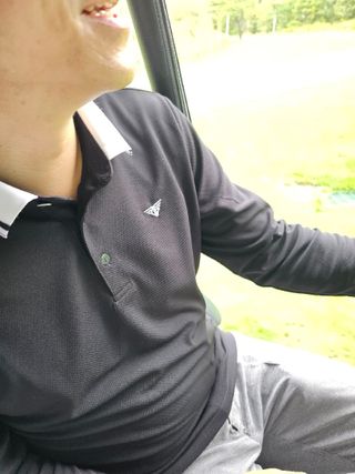 [구매평]다운블로우 스포츠 남성 골프웨어 PK 배색 카라 긴팔 티셔츠 DB 6518 — 5점을 준 리뷰어가 2025년 9월 올린 사용 사진