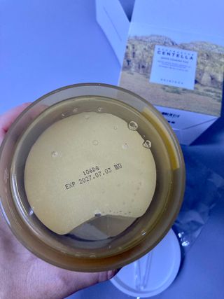 스킨1004 [SKIN1004] 마다가스카르 센텔라 퀵 카밍 패드 70매 130ml — 3.5점을 준 리뷰어가 2024년 9월 올린 사용 사진