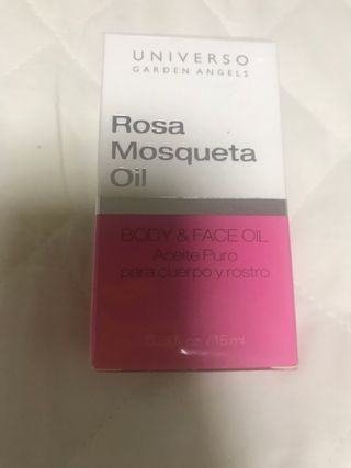 유니베르소 로즈힙 오일 15ml — 5점을 준 리뷰어가 2021년 6월 올린 사용 사진