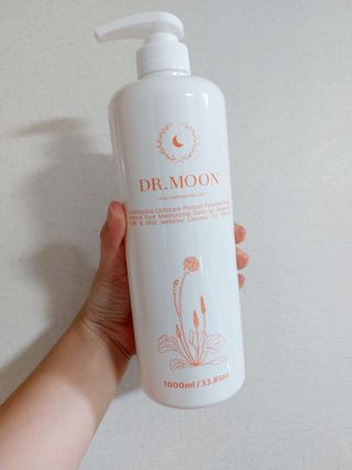 프리[닥터문] 유산균 락토케어 질경초 여성청결제 1000ml (젤타입) — 5점을 준 리뷰어가 2022년 6월 올린 사용 사진
