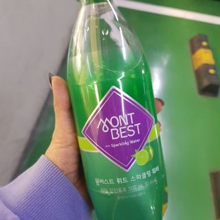 몽베스트 Montbest with Sparkling water Lime20병 — 5점을 준 리뷰어가 2021년 10월 올린 사용 사진