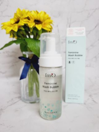 아임오 페미닌워시 150ML + 페미닌티슈6입 + 아임오스티커 + 쿠폰북 — 5점을 준 리뷰어가 2021년 10월 올린 사용 사진