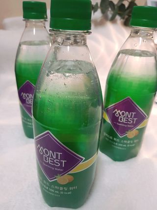 몽베스트 Montbest with Sparkling water Lemon OR Lime 20병(랜덤) — 5점을 준 리뷰어가 2022년 12월 올린 사용 사진