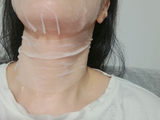 태그스킨 4스텝 주름개선 피부미백 영양 마스크팩 3개 세트(최신버전) — 5점을 준 리뷰어가 2022년 5월 올린 사용 사진