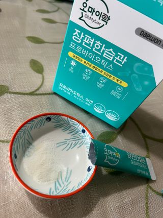 [유산균] 오마이락 장편한습관 프로바이오틱스 30P — 5점을 준 리뷰어가 2022년 11월 올린 사용 사진