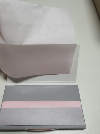 [갸스비] 메이크업은 그대로, 피지만 쏙 - BB킵 오일컨트롤 파우더 페이퍼 — 5점을 준 리뷰어가 2021년 6월 올린 사용 사진