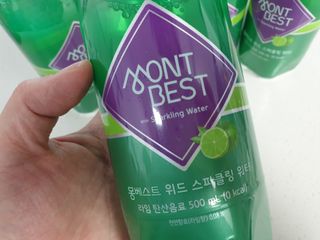 몽베스트 Montbest with Sparkling water Lime20병 — 5점을 준 리뷰어가 2021년 10월 올린 사용 사진