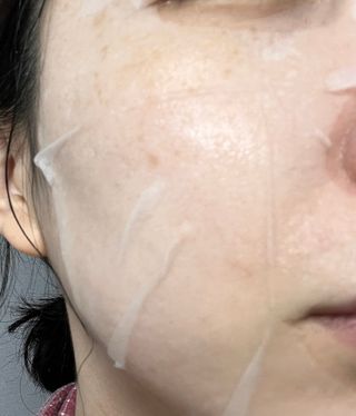 세뚜아(Cettua) [세뚜아] 모이스처 밸런싱 페이셜 마스크 Cettua Moisture Balancing Facial Mask 5매 — 5점을 준 리뷰어가 2024년 3월 올린 사용 사진