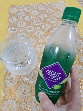 몽베스트 Montbest with Sparkling water Lemon OR Lime 20병(랜덤) — 5점을 준 리뷰어가 2022년 9월 올린 사용 사진