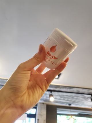 바이오오일 [바이오-오일] 드라이 스킨 젤 100ml — 5점을 준 리뷰어가 2021년 6월 올린 사용 사진