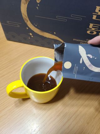 [비린내 완벽제거] 본황칠 통장어 국내산 장어즙 아르기닌 2800mg 장어즙효능 기력보강 — 5점을 준 리뷰어가 2022년 8월 올린 사용 사진