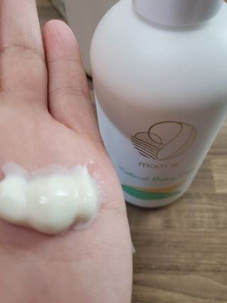 mom e 맘이 내추럴 베이비 케어 샴푸앤바스+로션 — 5점을 준 리뷰어가 2021년 1월 올린 사용 사진