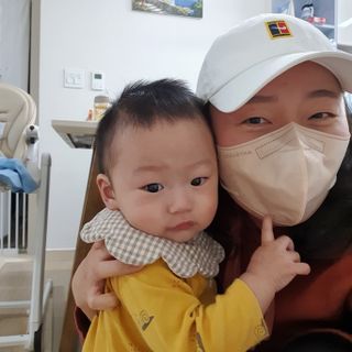 애니가드 셋업메베마스크 (대형 4컬러 + 중형 4컬러) — 4점을 준 리뷰어가 2022년 4월 올린 사용 사진