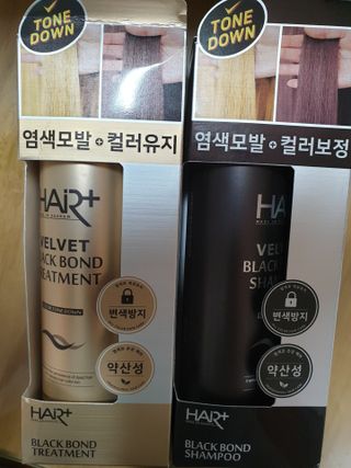 헤어플러스 블랙 컬러본드 샴푸 트리트먼트 300ml — 3점을 준 리뷰어가 2021년 5월 올린 사용 사진