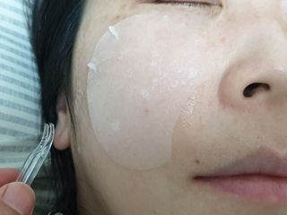 리더스코스메틱 리더스 카밍 바이오틱스 퀵 수딩 패드 — 5점을 준 리뷰어가 2022년 4월 올린 사용 사진
