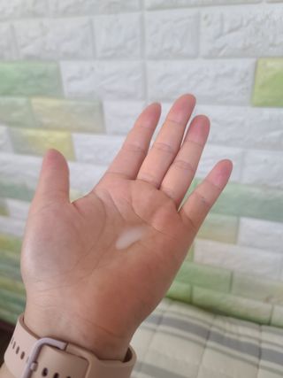 리더스코스메틱 리더스 카밍 바이오틱스 에센스 워터 — 4점을 준 리뷰어가 2021년 10월 올린 사용 사진