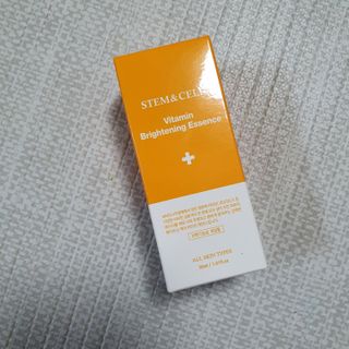 체르엠 스템앤셀 비타민 브라이트닝 에센스 30ml 1개 — 4.5점을 준 리뷰어가 2021년 10월 올린 사용 사진