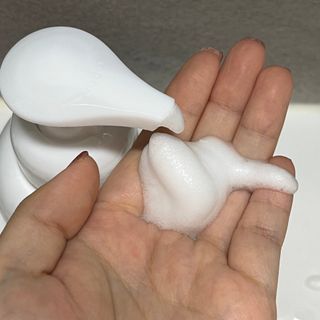 약손명가코스메틱 에오스보떼 브라이트닝 버블 폼 클렌징 300ml — 4점을 준 리뷰어가 2021년 12월 올린 사용 사진