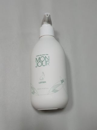 토박스코리아 몽쥬르 유아 로션 300ml — 4점을 준 리뷰어가 2021년 4월 올린 사용 사진